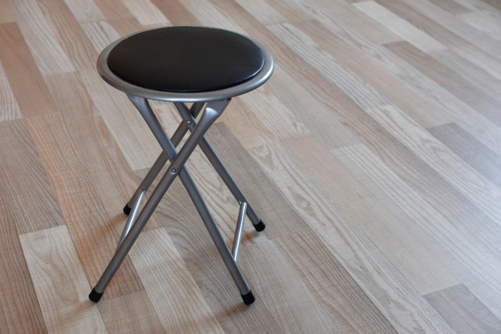 leading folding stools