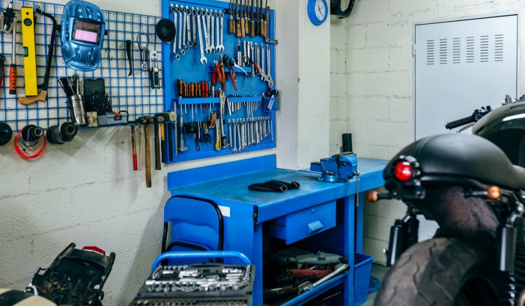 Top Garage Workbenches