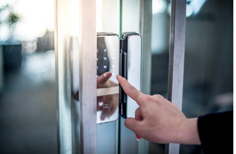 Can you hack keypad doors in gates communities? #doors #locks