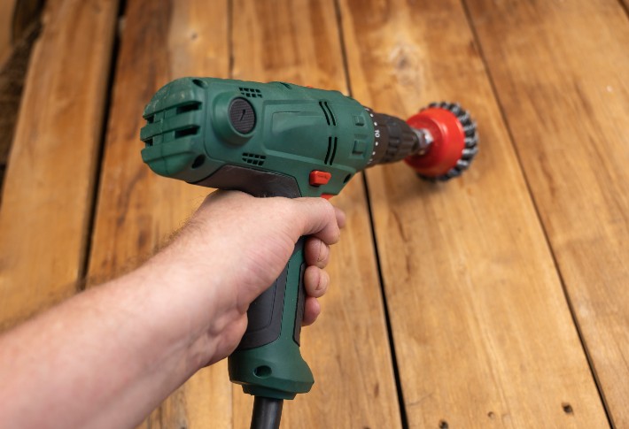 https://www.woodsmith.com/review/wp-content/uploads/2022/10/drill-pilot-attachment-woodsmith.jpg